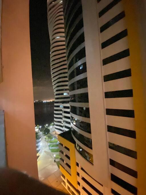 Bellini Luxury - Puerto Santa Ana Appartement Guayaquil Buitenkant foto