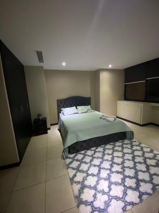 Bellini Luxury - Puerto Santa Ana Appartement Guayaquil Buitenkant foto